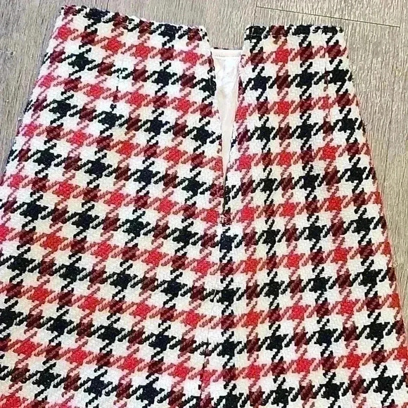 Vintage wool skirt - Picture 2 of 5